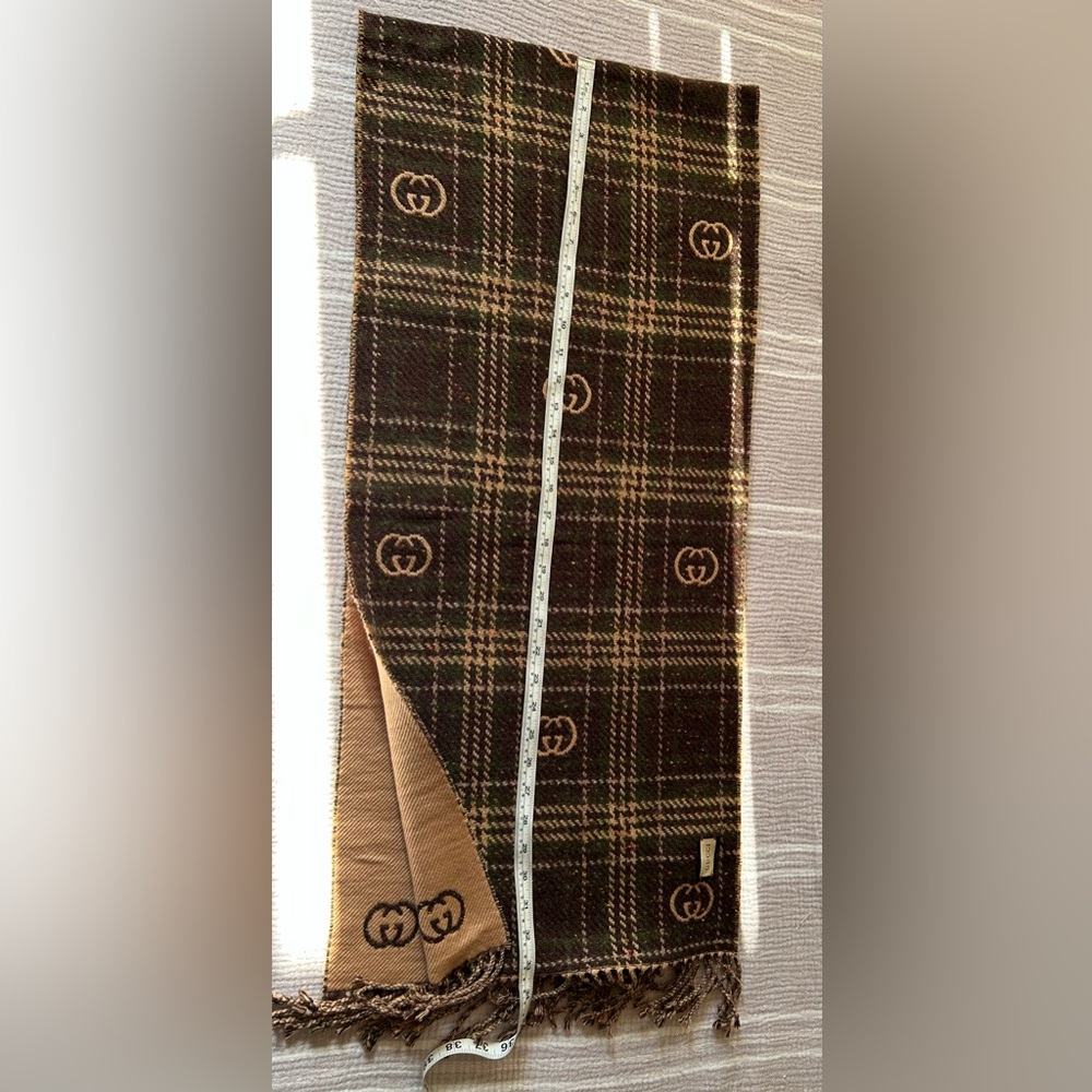Gucci scarf like new - Picture 5 of 5